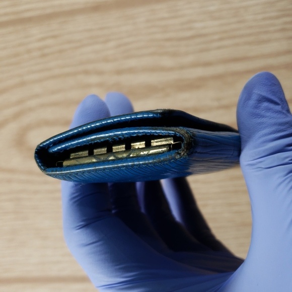 Vintage Authentic Louis Vuitton Blue Epi Leather 4 Ring Key Holder Case 4 x 2-in - Picture 5 of 11